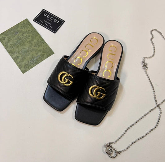 Mules Gucci GG                              Édition Marmont Slide Sandal