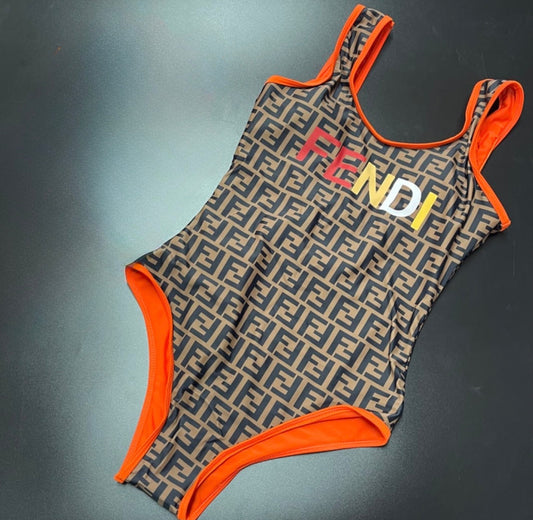 Maillot de Bain FENDI                    Édition Monogram Patterned
