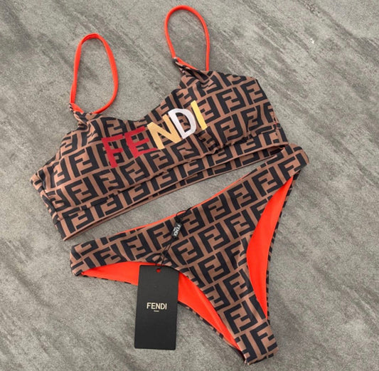 Maillot de Bain FENDI                    Édition Monogram Patterned